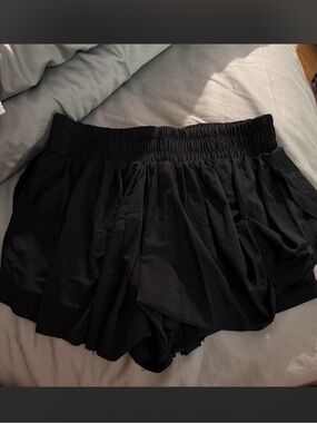 (821-6) Black Flowy Tennis Athletic Skort Large Perfect Condition